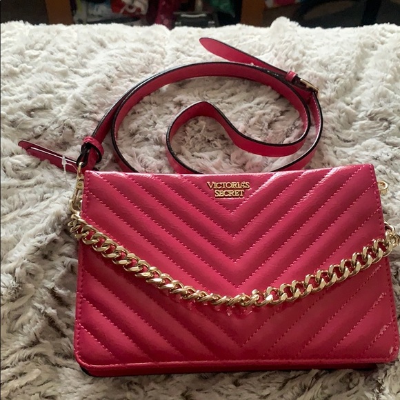 Victoria's Secret Handbags - Victoria Secret BNWOT crossbody